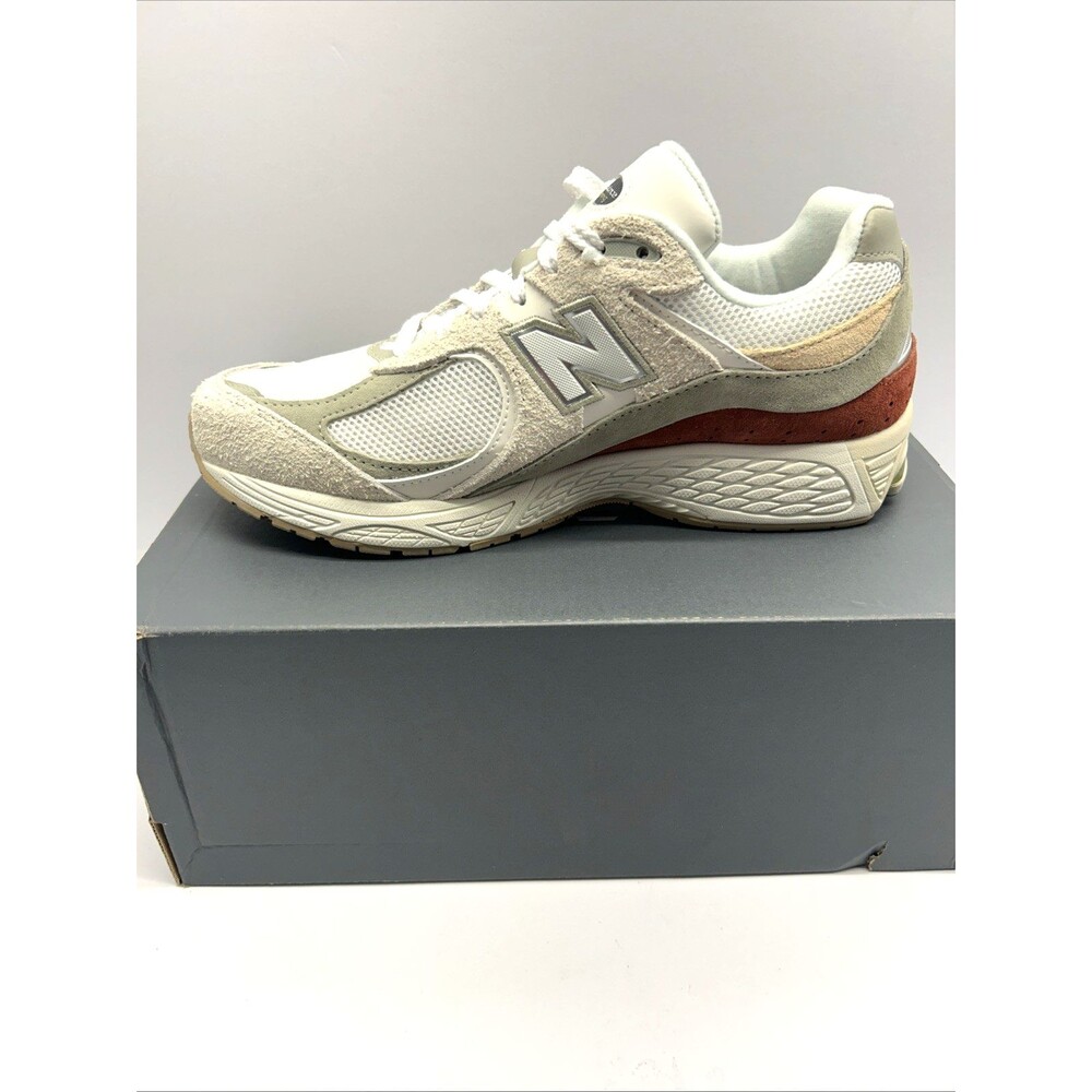 Unisex New Balance Classics 2002R White Grey Pink Mens Size 9/ Wms 10.5 New